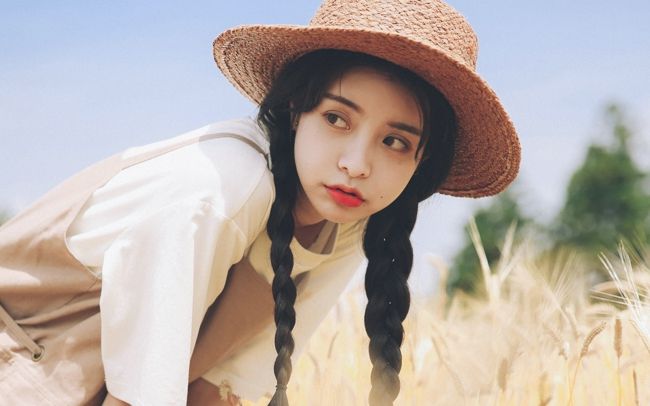 ���պ�����Ů������������������˸���һ��~