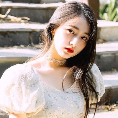 ���հ����µ�����Ψ��Ů������ܰ������