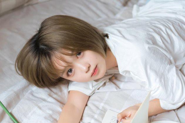 00������������� ����Ůר������