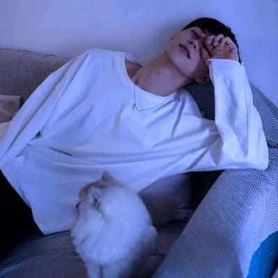 孤独的宿命微信名男生遗失者-可爱点