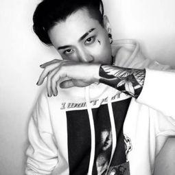 �������ӳ�ק������ҫ���ְ���������