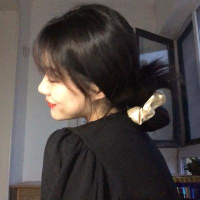 温柔文艺的女生微信名简单优雅从容-可爱点