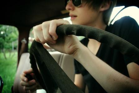 帅气带符号男生四个字的网名,╭宁缺☆勿滥ゞ