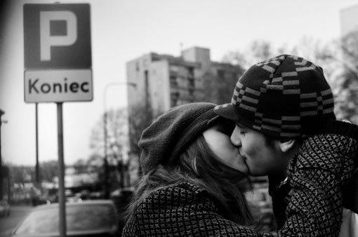 95����Ĭ��Ц���������� ����ʮ�ﲻ��˯��