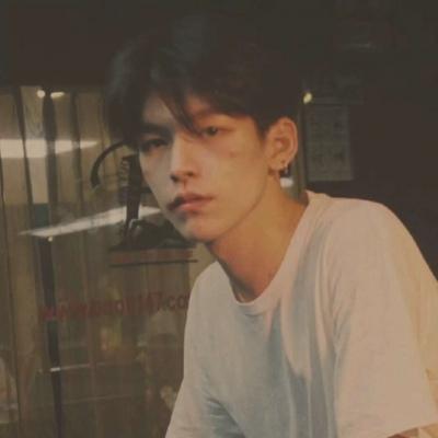 ������˭�ĸ�������������������˧��-�ɰ���