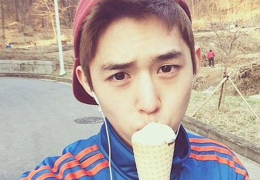 2018比较火的男生六个字网名,我在风中等你