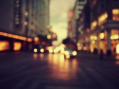 ���ĵ�Ӣ���������˸�Ӣ����������