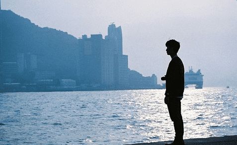 �µ������⾳�����˸������������˰̨tȴ������ʹ