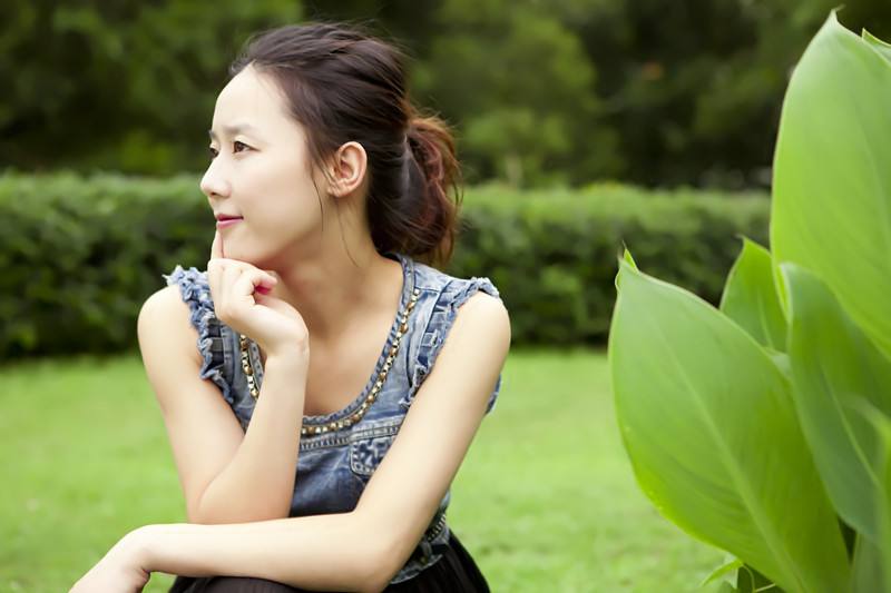 文艺女生听上去文绉绉的网名,烟花笑,美人蕉