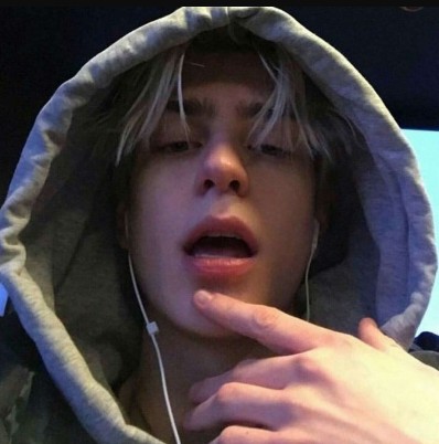 精致经典的欧美男生带翻译的网名