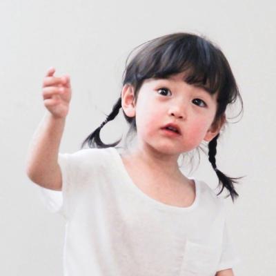 ����Ů��Ư���к��������ֶ����Һ���-�ɰ���