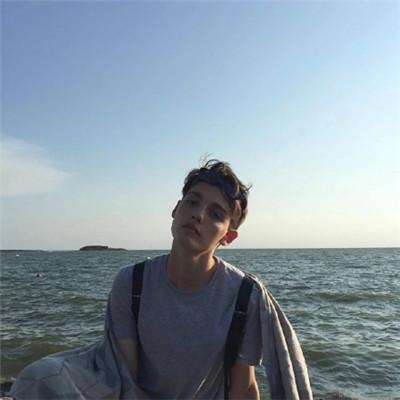 �����ƽ��Ӣ������Ϸ���ֹᴩһ��һ��˧