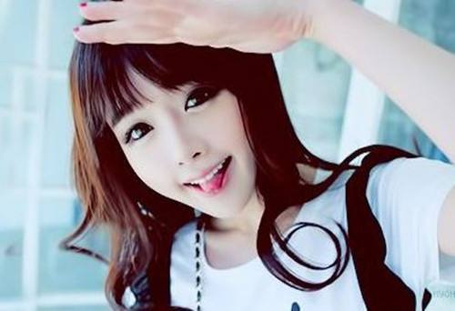 ��Ĭ��Ȥ��Ů��΢�����֣����ָ����߷ֶ���i