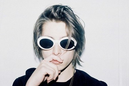 ����������������� ���������� �鰩