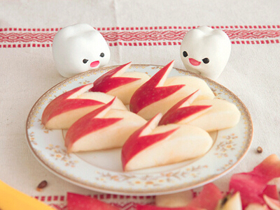 �ȽϺ�����������������Ϸ����