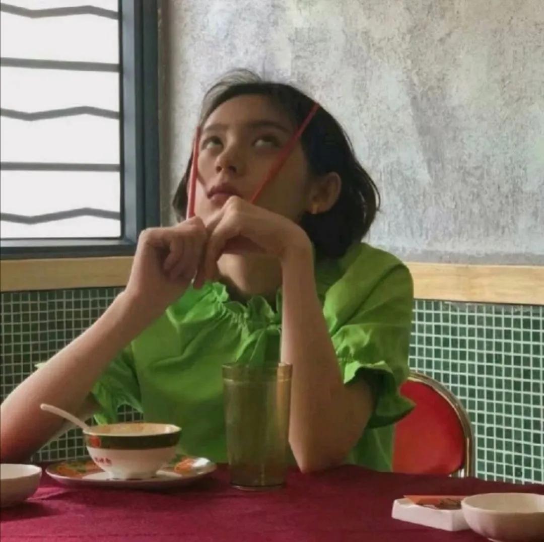 �ǳ���Ĭ��Ц���ǳ�ǽ�������ͷ���-�ɰ���