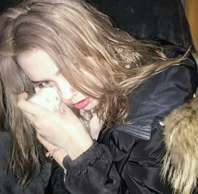 ����������ק��΢��Ů������--����ʲô����