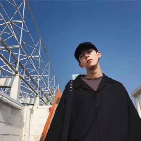 �������Զ����ǳ��а�������̬���ֳ���-�ɰ���