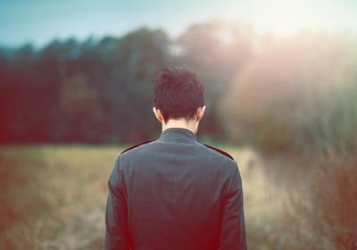 伤感冷酷的男生网名 梦撕碎只剩泪