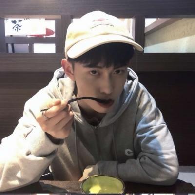 很浓很文艺的男生古风名字唯美凄凉