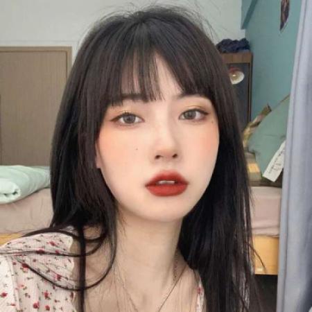 ���շ���Ů��������ҫ�������ǳ�����¶�-�ɰ���