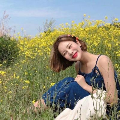 Ư�����µ�Ů�������������ü��������