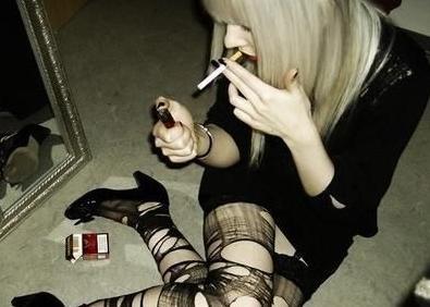 超拽经典个性网名2017,我的初吻给了上下唇