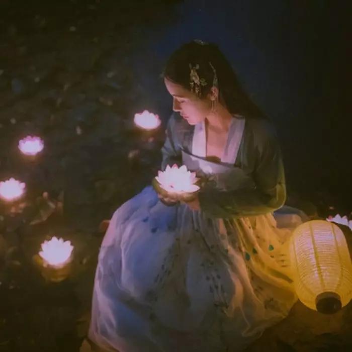 Ũ���Ĺŵ���Ϣ��������Ψ���⾳��