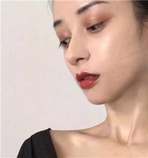 ˵��Ϭ�������Ůֱ���ǳ������ػ���ʵ