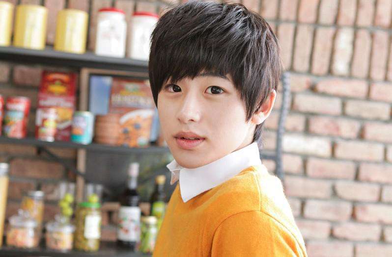 ��̺���˧�����ѵ�����С��������