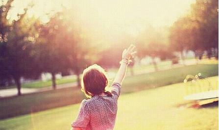 Ԣ��򵥺�����־��Ů��������Ϊ������Ŭ��