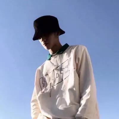 ������ů��Ӣ���ǳ�΢���зǺڼ���?-�ɰ���