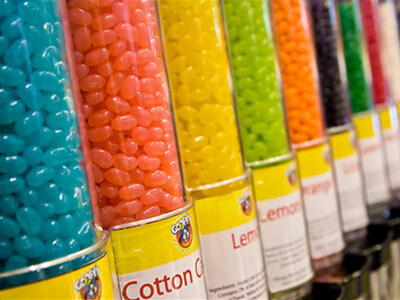 �������е������˸��֣����˽ֽ�����ӵ��