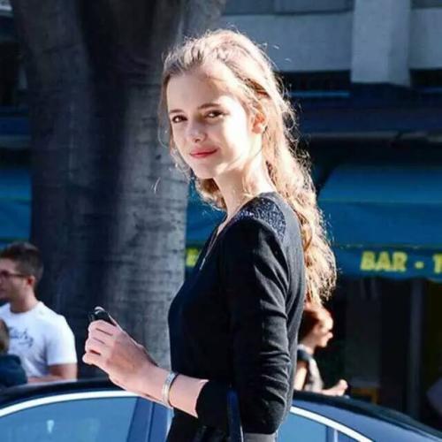 ����Ӣ���ǳƼ�̺��������ÿ����ں�-�ɰ���