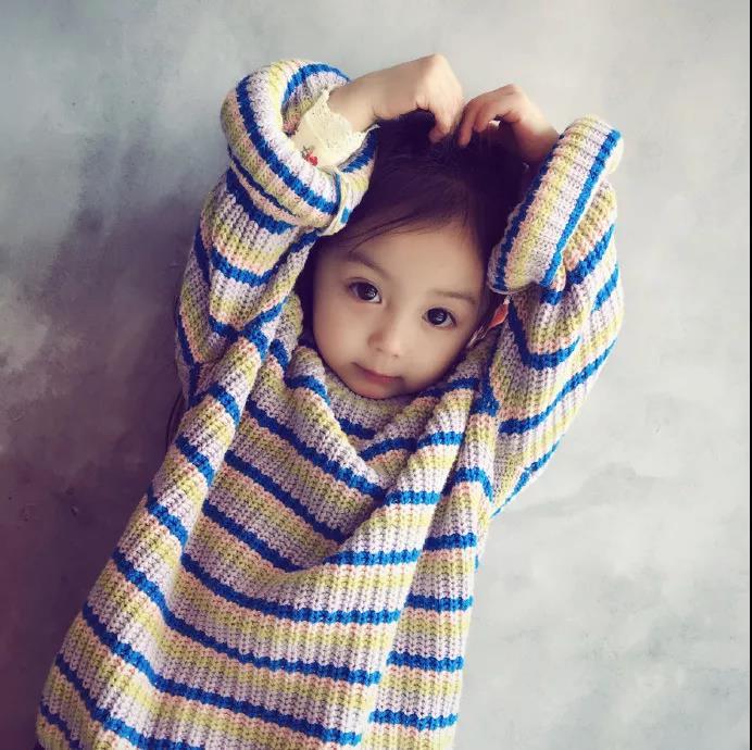 ʫ������С����Ů�����ֶ��˶�������ľ�-�ɰ���