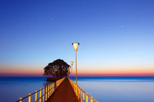 自信男生励志个性网名,何必坚持那被改写的结局