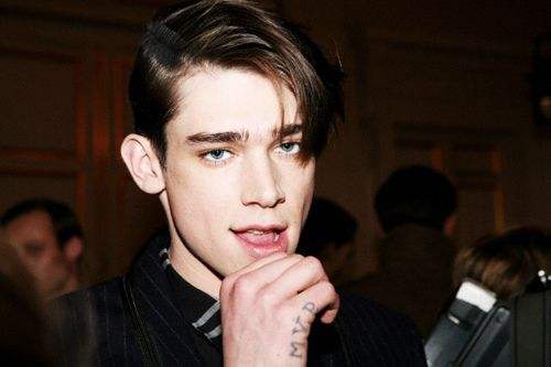 超拽男生个性抖音名字,很酷很拽的抖音网名