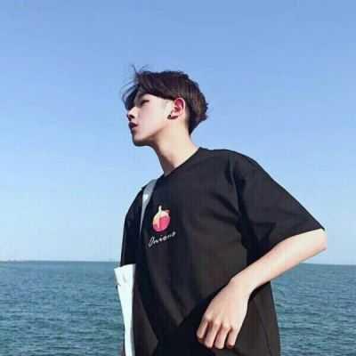 嚣张的微信网名男生霸气谁与争锋-可爱点