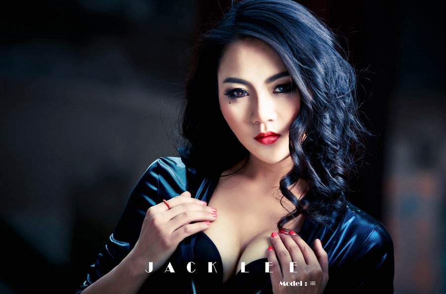 女王范最新女生英文网名,The Broken Wings.