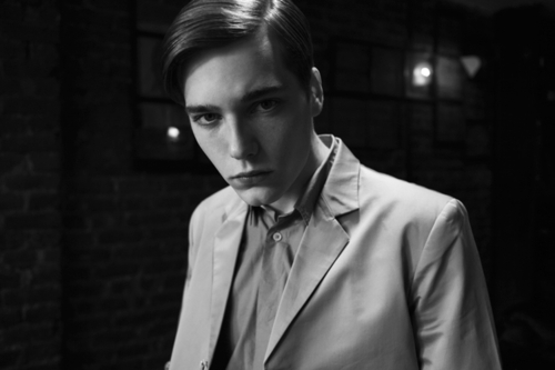 �������������ʵ�������ʱ�ⲻ�ϡ����ǲ�ɢ