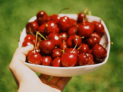 有意境的长网名:等待雨、是伞一生的宿命