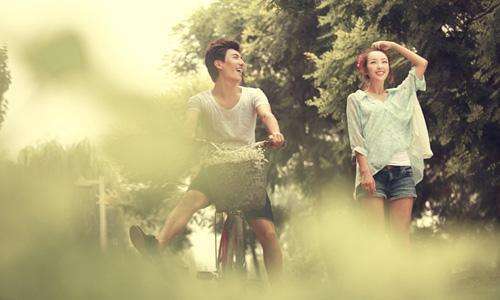 ���ֺ�����Ů������