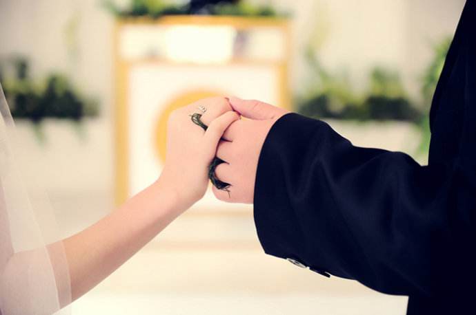 Ψ���Ҹ������۵����������ۺ���������Ů������