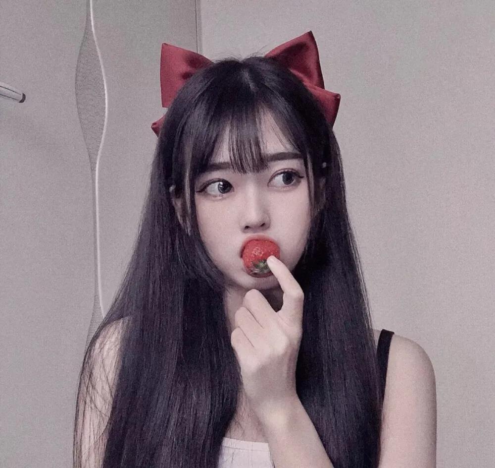 ���ϸ߶˴���Ů��΢�������ؼ㵭ī-�ɰ���