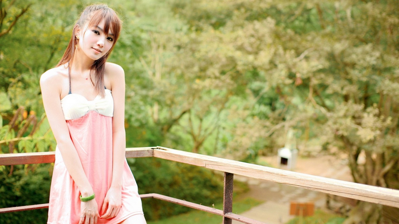 ����С�������֣�����Ů������