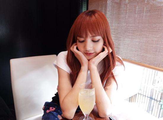 �ܿ��������ʵ�Ů��������������ë����Ů