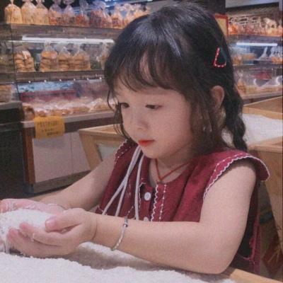 ��������Ů�������ر�ĳ���-�ɰ���