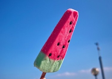 超拽的六字网名:覀苽菋啲夏兲〃