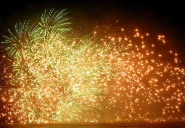 炫酷昵称大全:在作业的葬礼上唱嘻唰唰