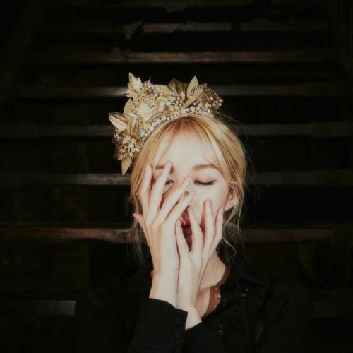 吸引人的微信昵称女生简短霸气女王范儿-可爱点